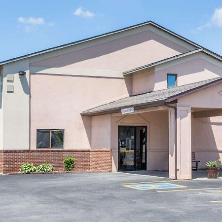 Super 8 By Wyndham Osceola Ia Motel Екстериор снимка