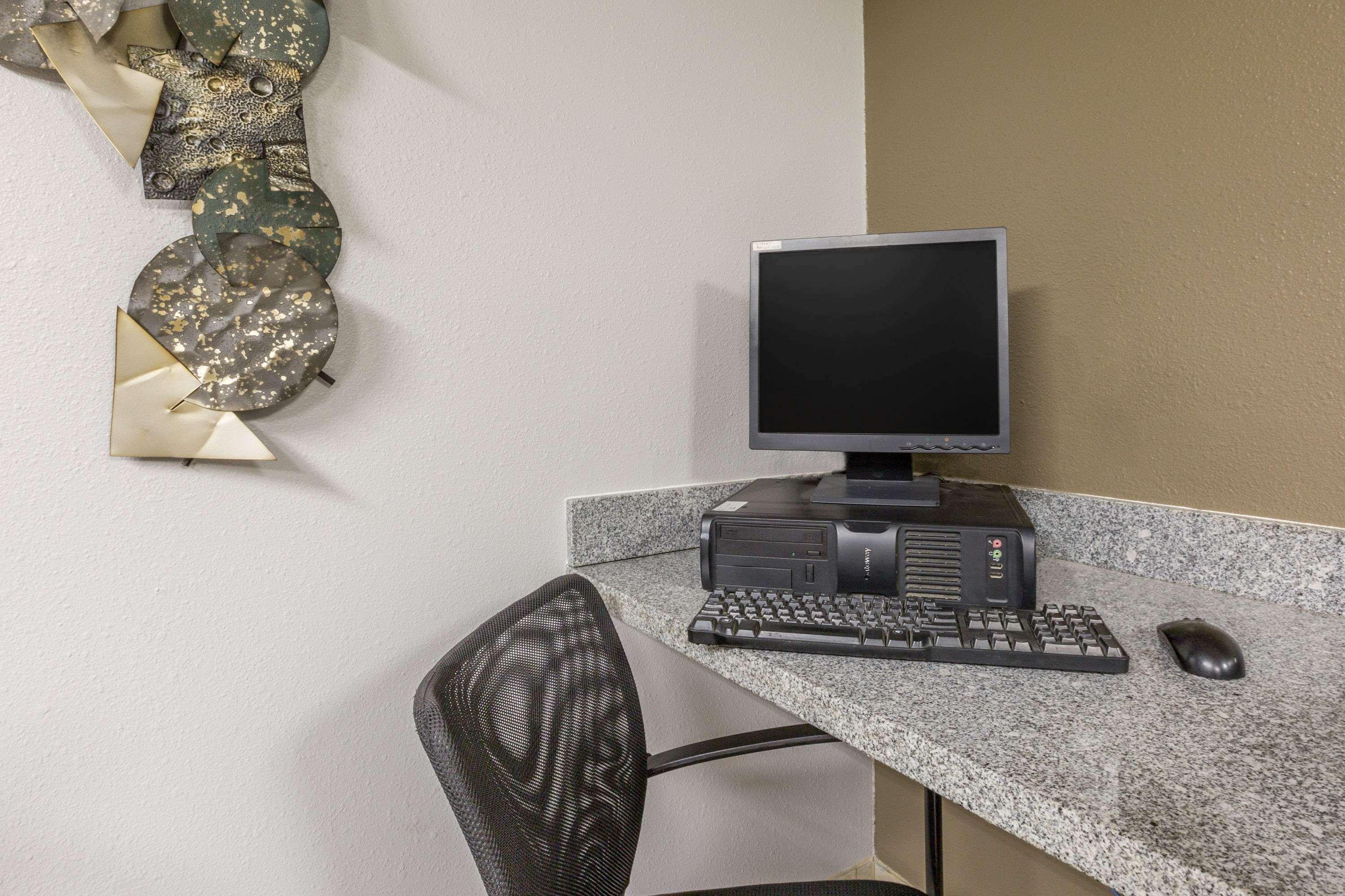 Super 8 By Wyndham Osceola Ia Motel Екстериор снимка