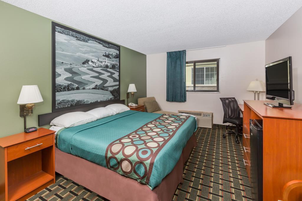 Super 8 By Wyndham Osceola Ia Motel Екстериор снимка
