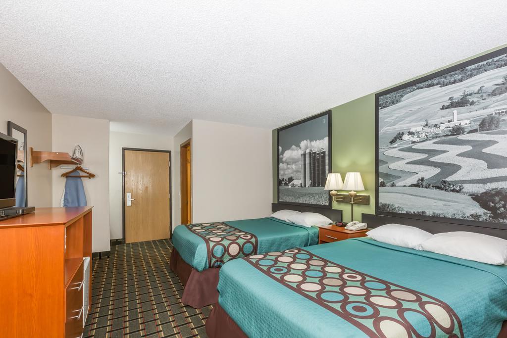 Super 8 By Wyndham Osceola Ia Motel Екстериор снимка